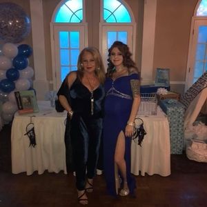 Meet your Posher, Maria